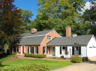 3035 Fairlane Dr, Ann Arbor, MI