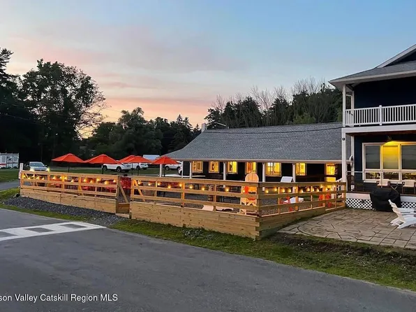 351 Lakeview Road, Craryville, NY 12521