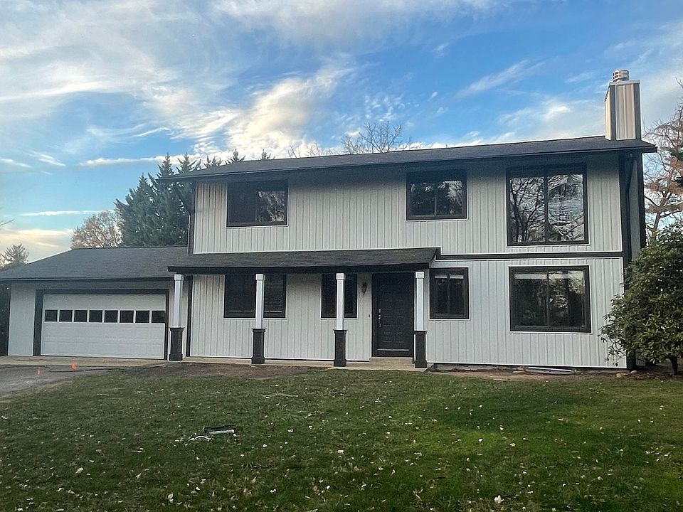 Brand new exterior with contemporary redesign includes new siding and many extras. Landscaping for front of house coming soon!