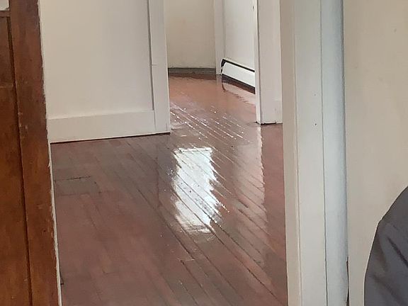 3rd image of 10 South St #1