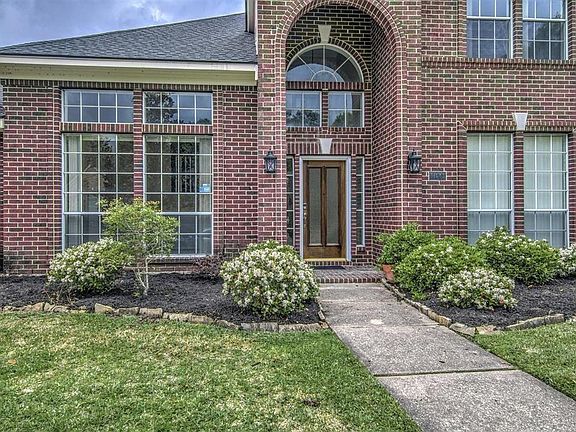 3rd image of 11602 Orchard Mountain Dr