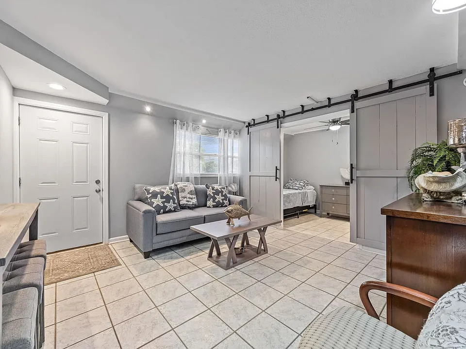 302 Lincoln Ave #ID1523018P
