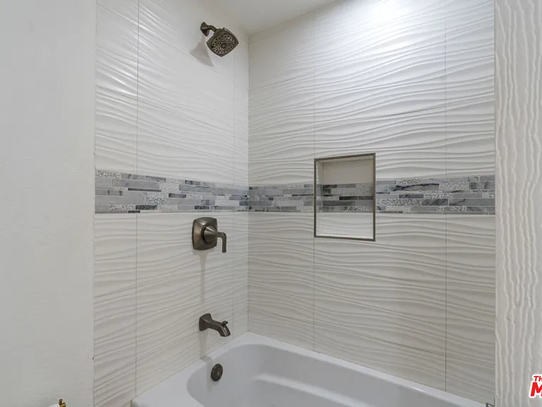 11954 Oceanaire Ln — Photo 26