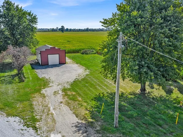 7820 County Road 20, Amherstburg, ON N9V 2Y8
