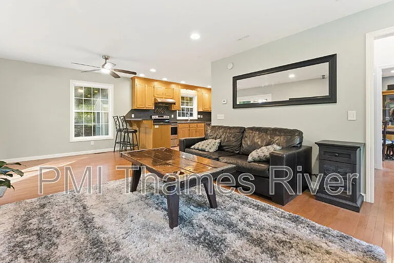 62 Terry Rd — Photo 18