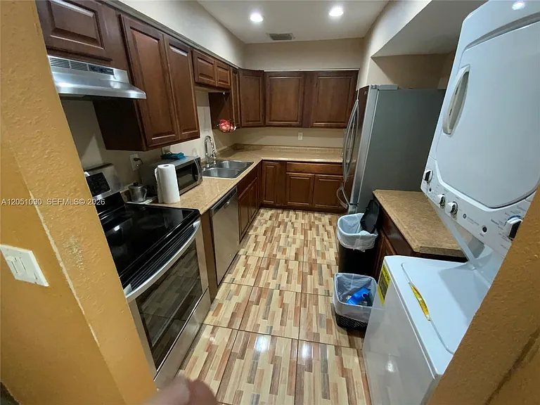 2215 NW 59th Ave #72 — Photo 10