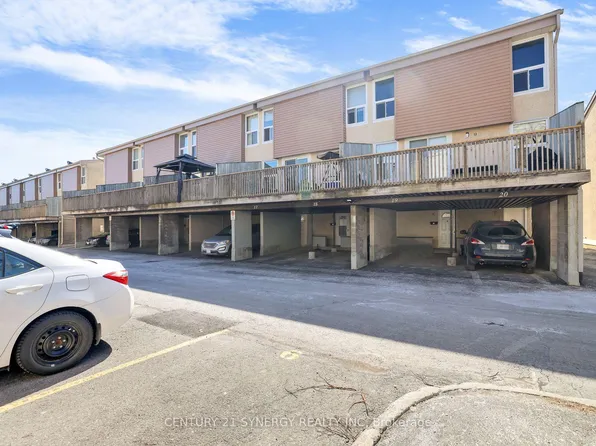 3415 Uplands Dr #17, Ottawa, ON K1V 9N4