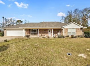 516 W Briar Sq, Overton, TX 75684