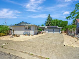 2429 Compadre Dr, Santa Rosa, CA 95405