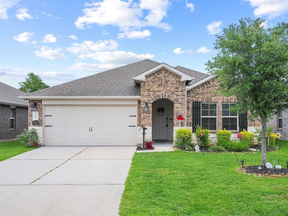 1st image of 2219 Silver Dove Ln
