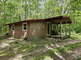 2141 Lois St, Harrison, MI 48625