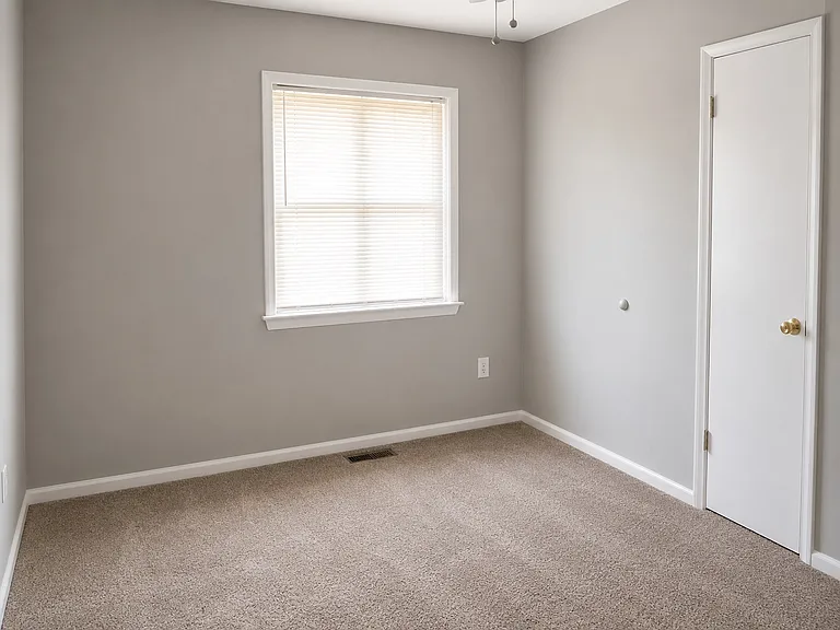 235 Quarry Rd — Photo 8