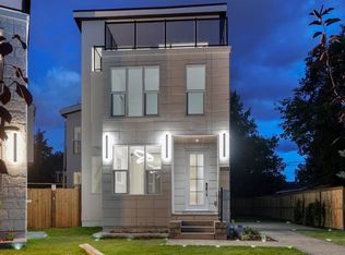 2826 NE 31st St SW, Calgary, AB T3E2P1