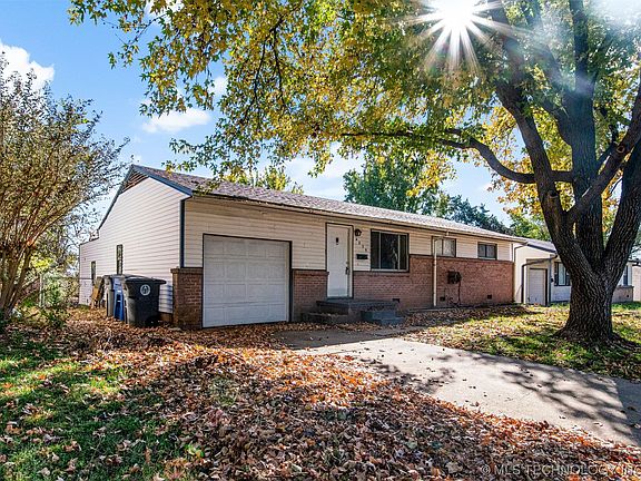 2nd image of 4839 S Maybelle Ave