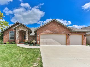 1936 N Trellis Rd, Strafford, MO 65757