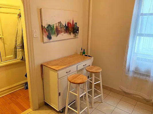 Rented by Voro New York | media 55