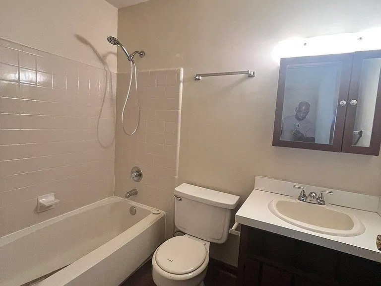 1598 Kay Ave #B — Photo 8