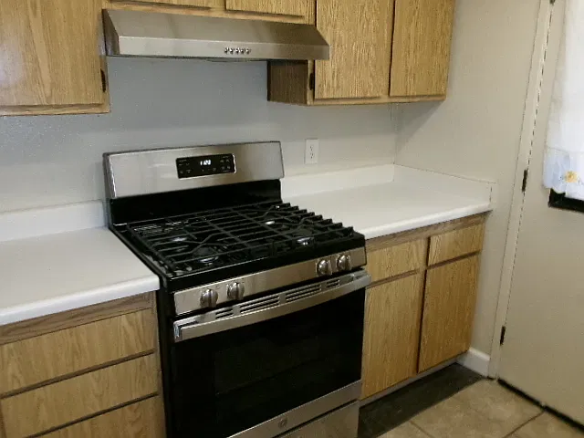 2 bed, 926 sqft, $3,500 — Photo 4