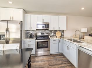 94 N Bridebrook Rd #805, Niantic, CT 06357