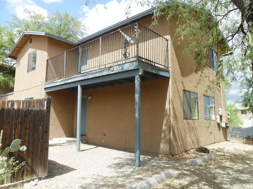 4 bed, 1562 sqft, $3,200 — Photo 1