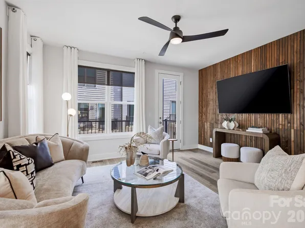 2120 Terwilliger Ter, Charlotte, NC 28203