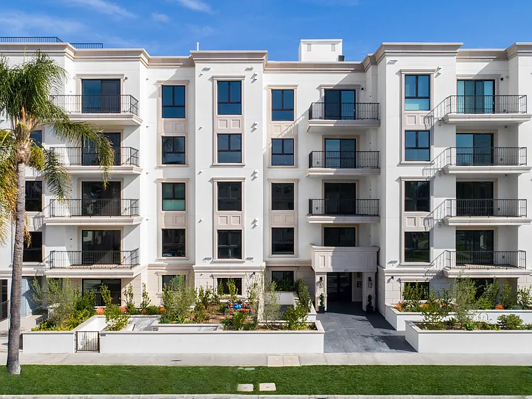 1070 S Holt Ave — Photo 1
