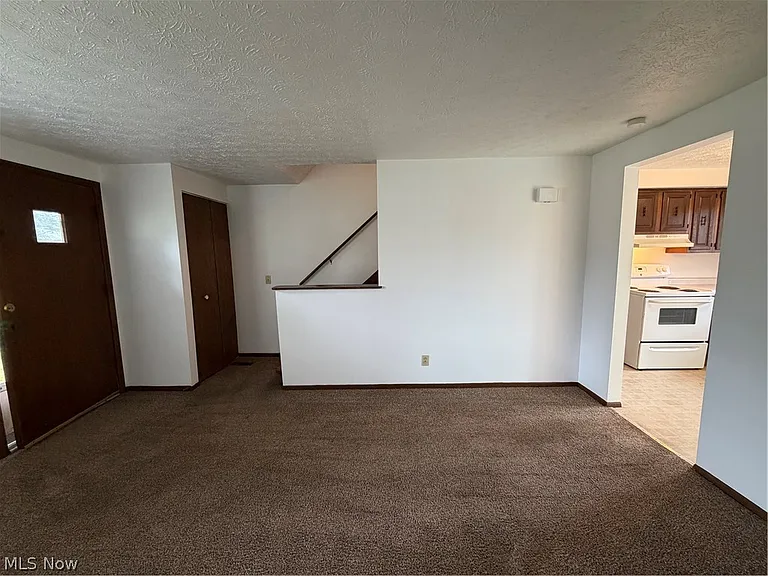 7317 Seymour St NW — Photo 5