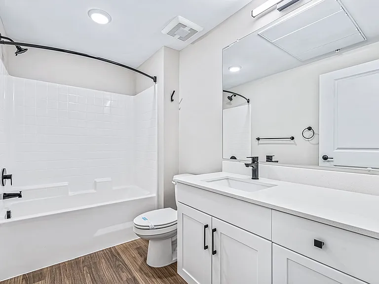 Asher Apartments - LIMITED-TIME OFFER 8 WEEKS FREE! — Photo 31