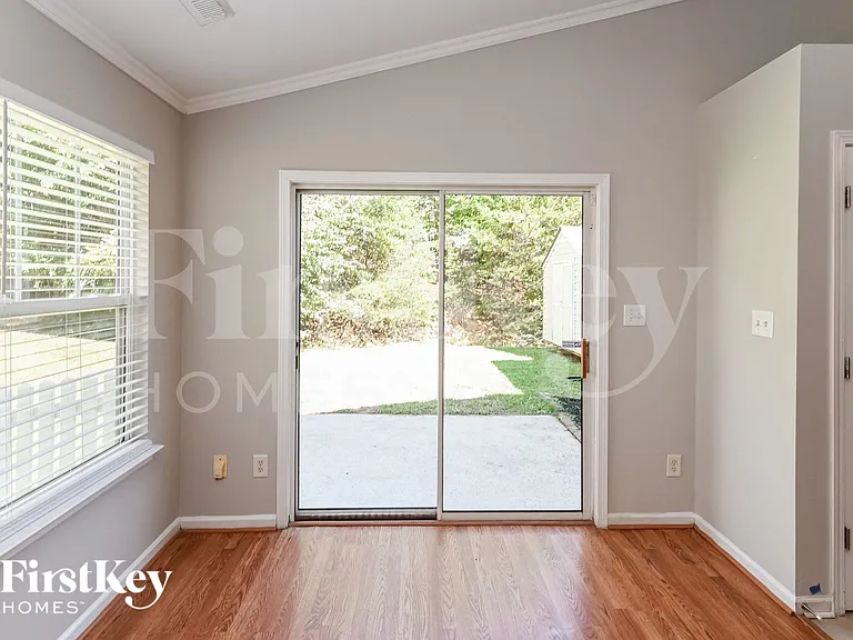 4310 Cochran Farm Ln — Photo 6