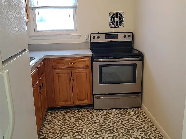 100 Pierson Miller Dr #C52 — Photo 2
