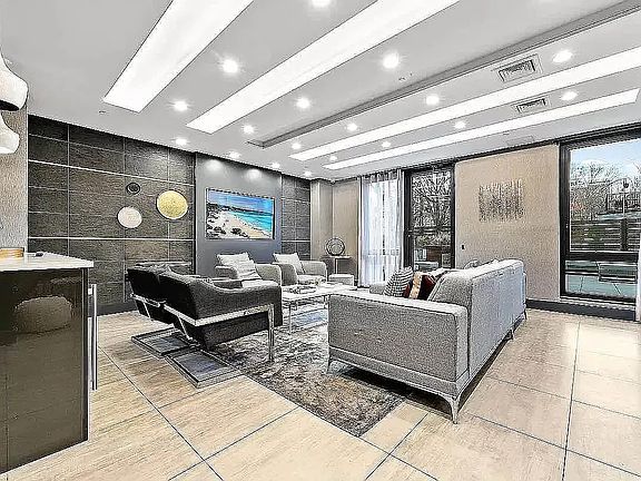 3rd image of 635 4th Ave APT 306