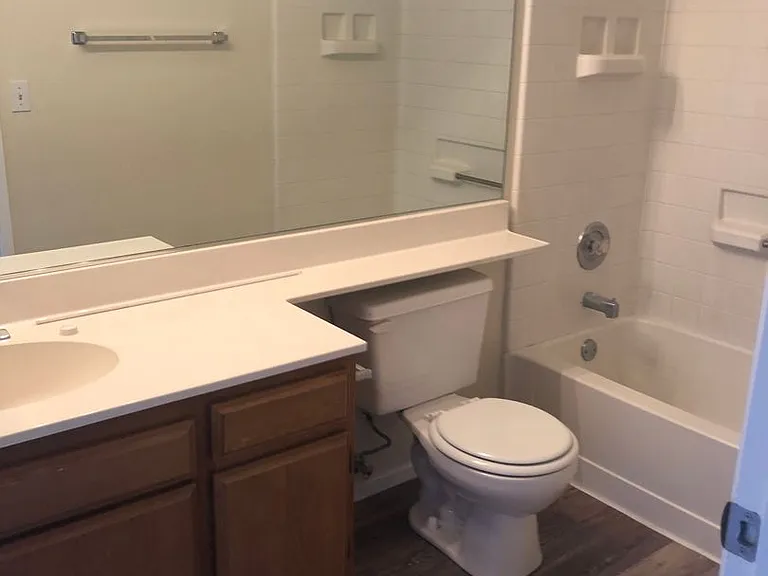 7635 Devonshire Ln — Photo 5