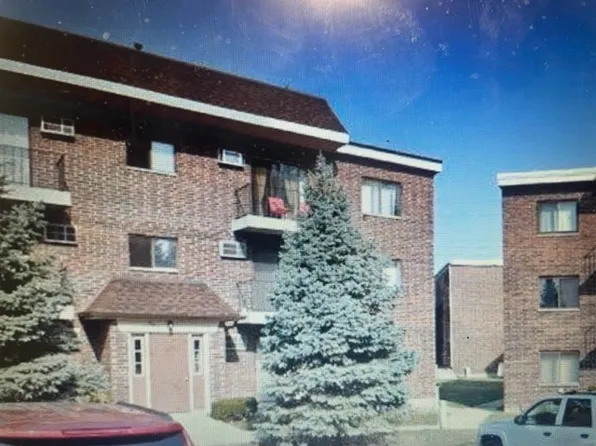 950 N Rohlwing Rd APT 101A, Addison, IL 60101