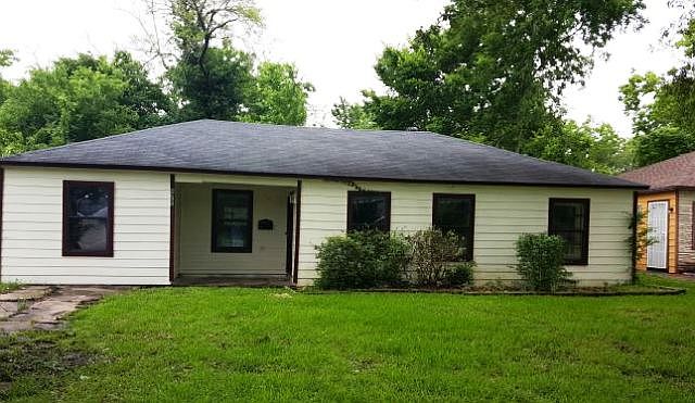 1st image of 4917 Holloway Dr