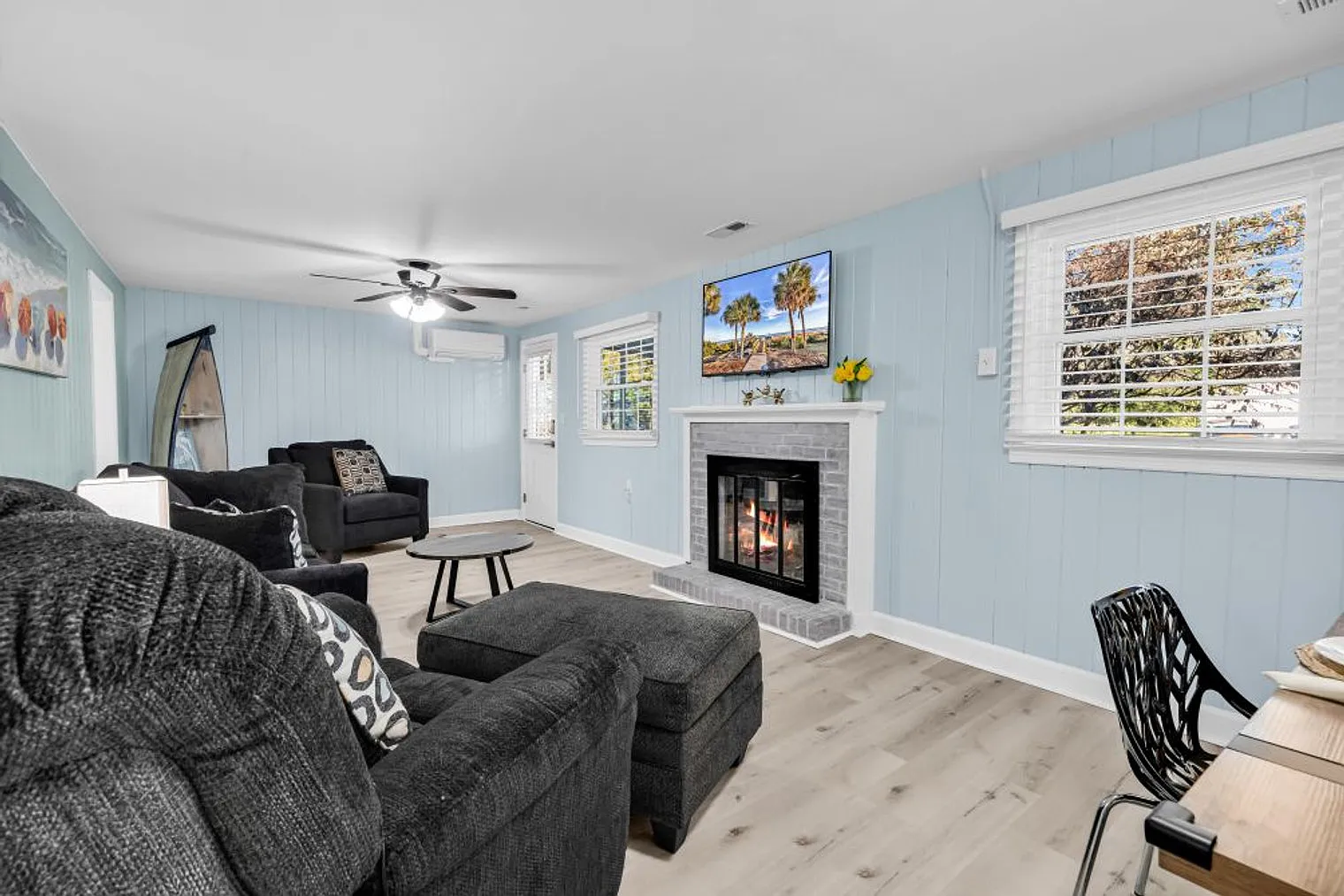 3 bed, 1.0 bath, $3,908 — Photo 2