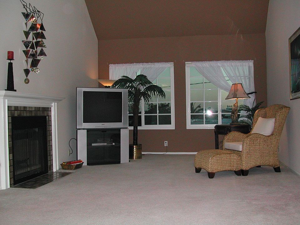 Living Room with high cathedral ceilings