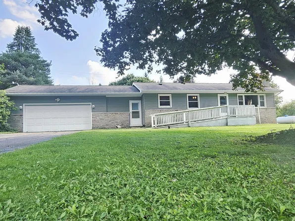 4511 State Rd, Hillsdale, MI 49242