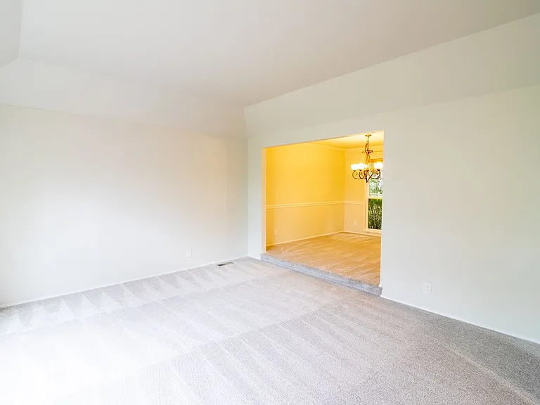 4113 238th Ct SE — Photo 11