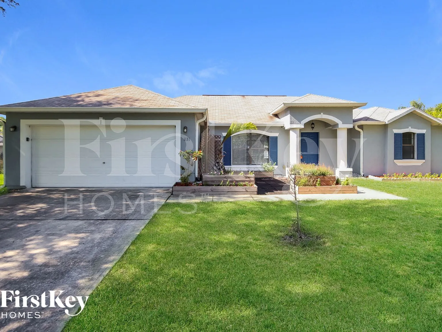 3 bed, 2.0 bath, 1875 sqft, $2,020 — Photo 1