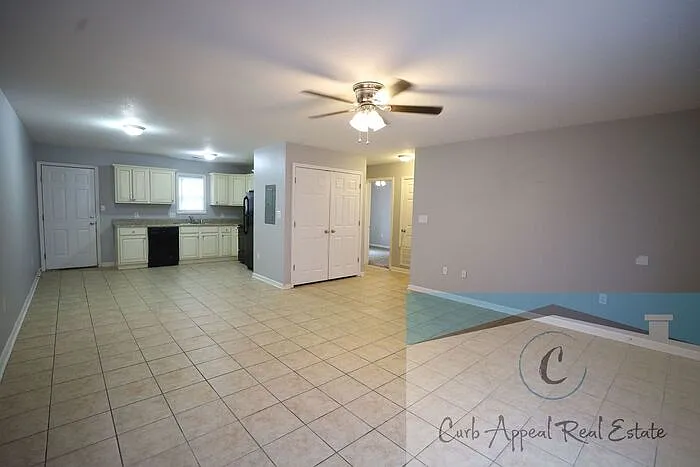1209 Warren St #B — Photo 3