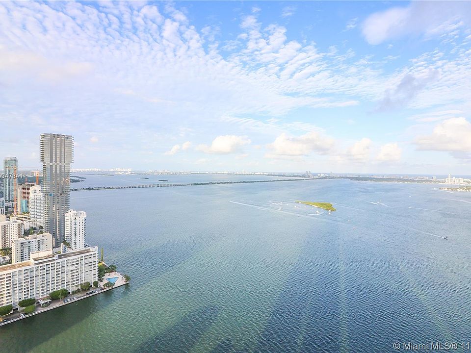1st image of 1900 N Bayshore Dr APT 4701