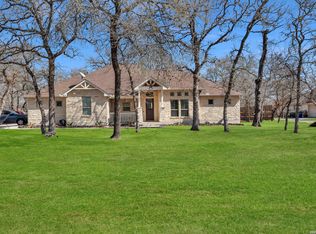 524 Jacobs, La Vernia, TX 78121