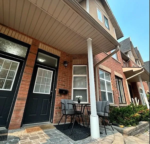 125 Hall St #6 — Photo 1