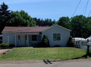 1971 Brightwood Rd SE, New Philadelphia, OH 44663