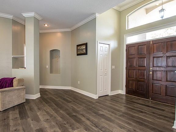 2nd image of 2329 Eagle Bluff Dr