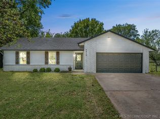 9518 E 113th St N, Owasso, OK 74055