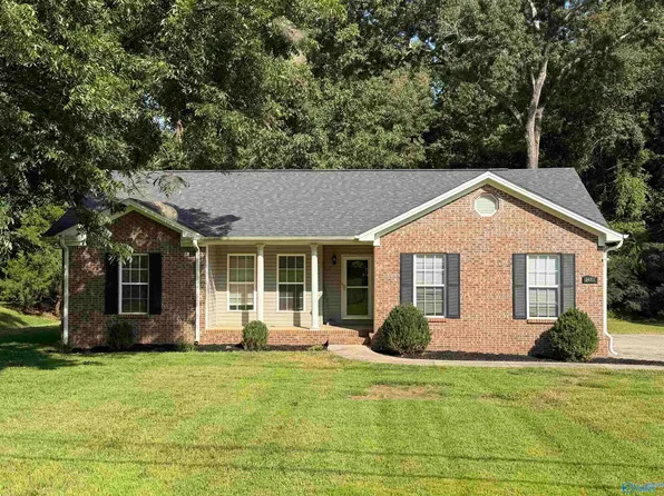 3480 Winchester Rd, New Market, AL 35761