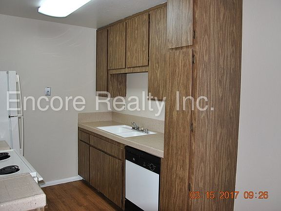 4th image of 587 Glover Ave APT 4
