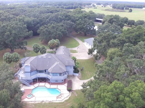 39331 Lake Burns Rd, Umatilla, FL 32784