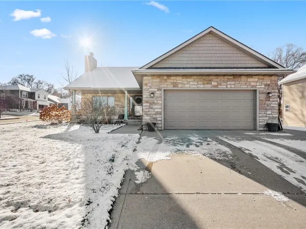 5005 Stream Side Cir, Des Moines, IA 50317